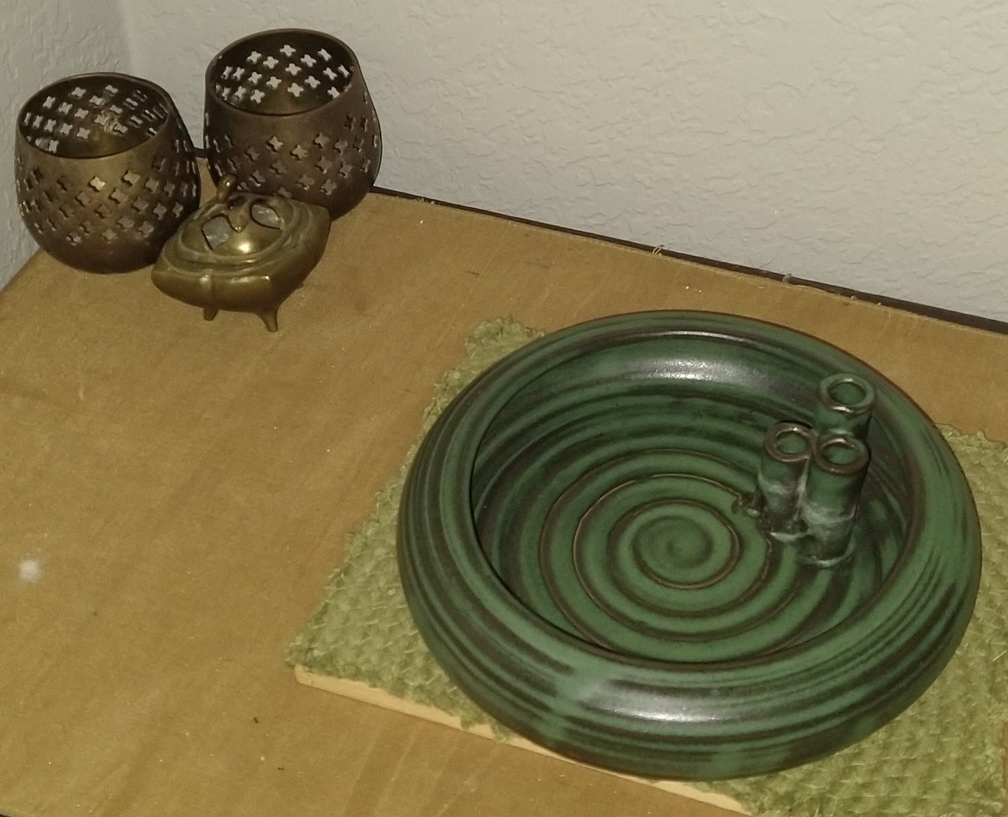 Bamboo inspired ceramic bowl